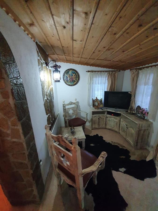 Kashtata S Paraklisa Borovo  Εξωτερικό φωτογραφία