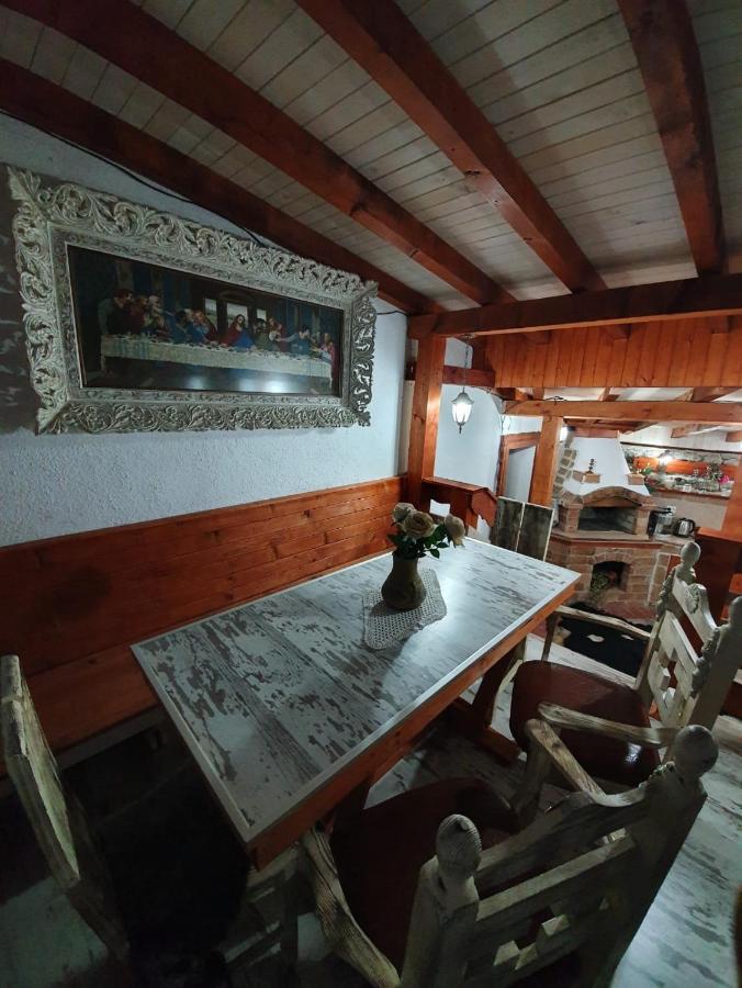 Kashtata S Paraklisa Borovo  Εξωτερικό φωτογραφία